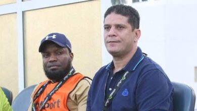 أيمن الرمادي