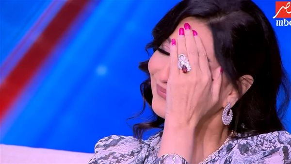 وفاء عامر