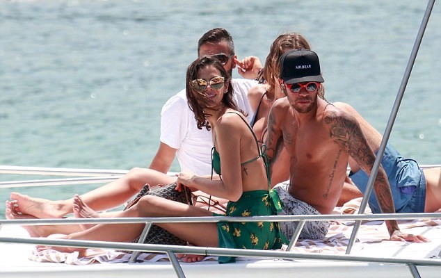 صديقة نيمار