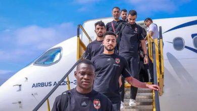 الأهلي يطير