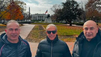 حسام وإبراهيم حسن يظهران أمام البيت الأبيض