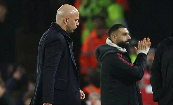 موقف سلوت من رحيل محمد صلاح