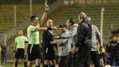 حكم مباراة الأهلي وسيراميكا