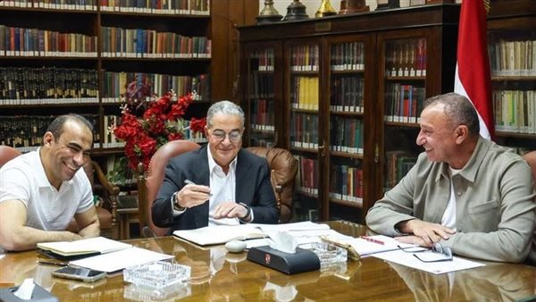 محمود الخطيب وياسين منصور وسيد عبد الحفيظ