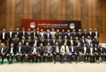 أبوريدة يسلم الشارة الدولية الحكام