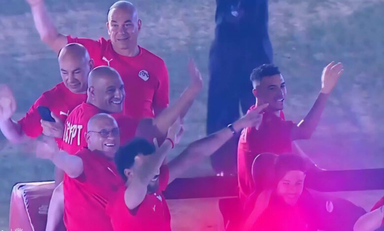 دموع العميد، فرحة جماهيرية عارمة تزين مدرجات استاد القاهرة لاستقبال منتخب مصر